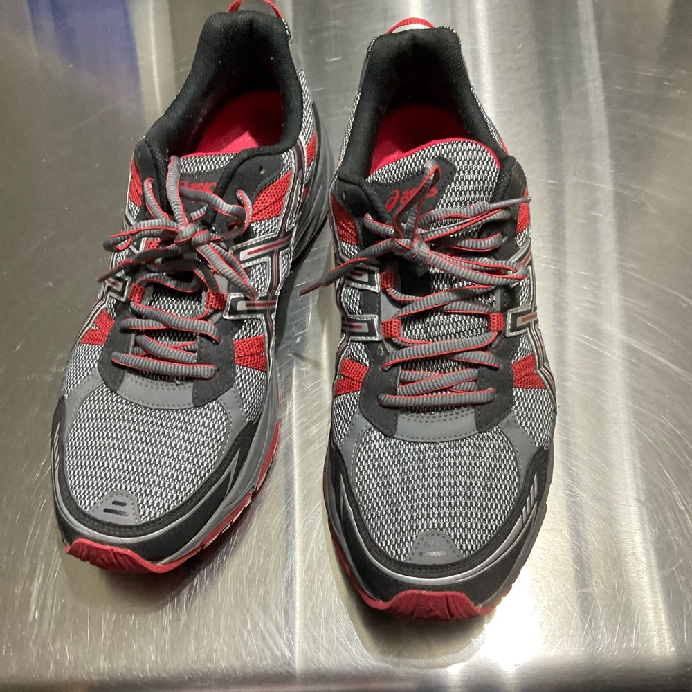 ASICS  nice condition